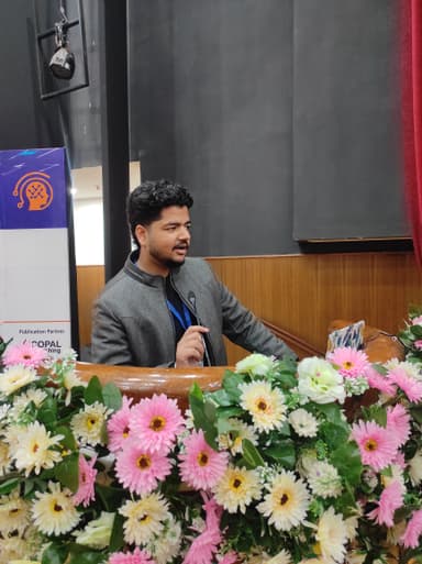 Head of Web & Design Team